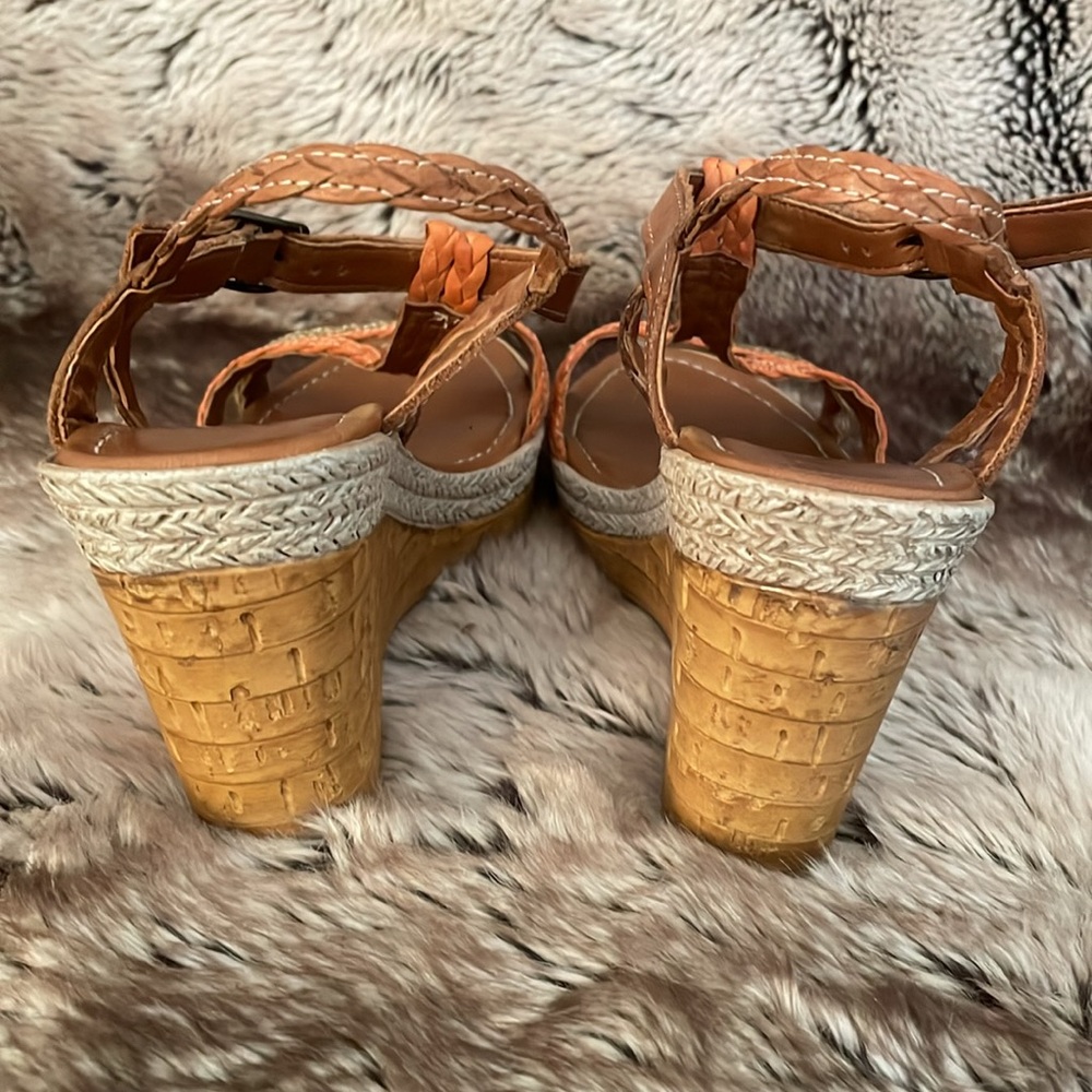 Kellie & Katie Strappy Wedge Sandals size 7.5/38 - Picture 6 of 9